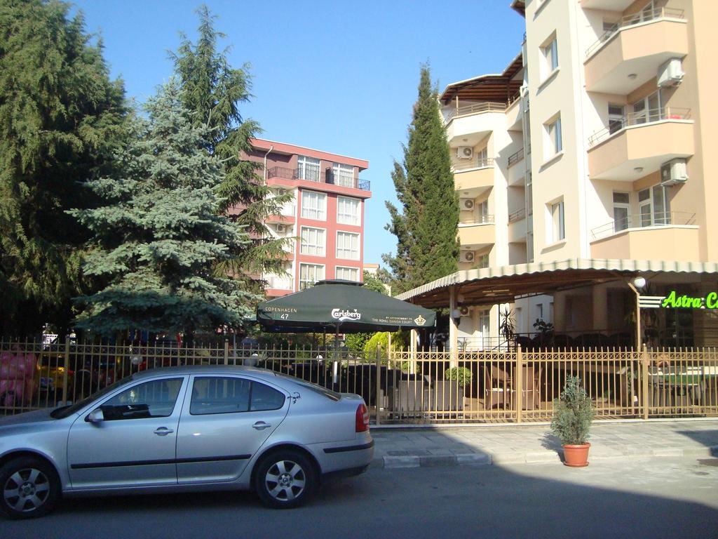 Hotel Astra Ravda Exterior foto