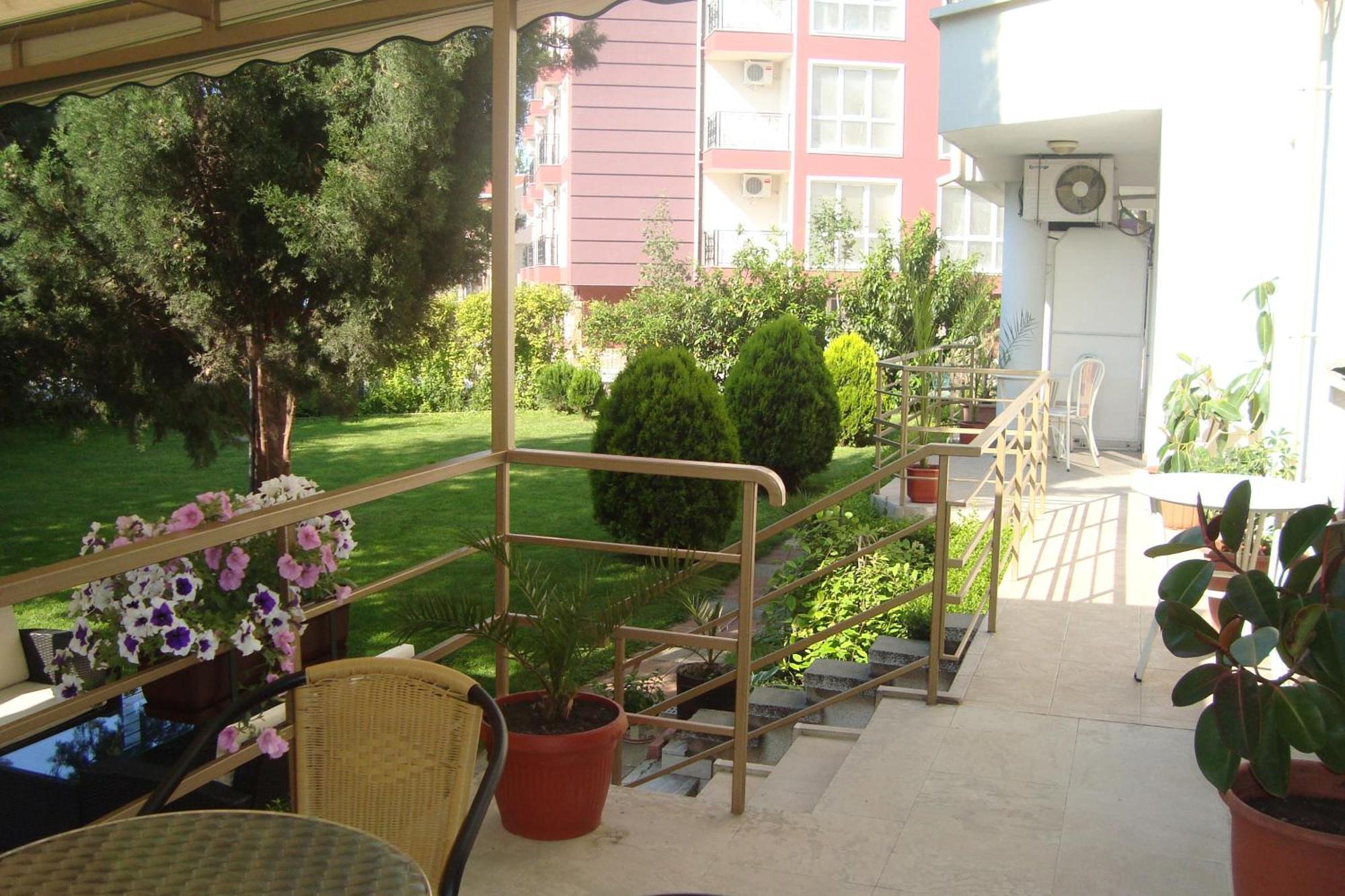 Hotel Astra Ravda Exterior foto