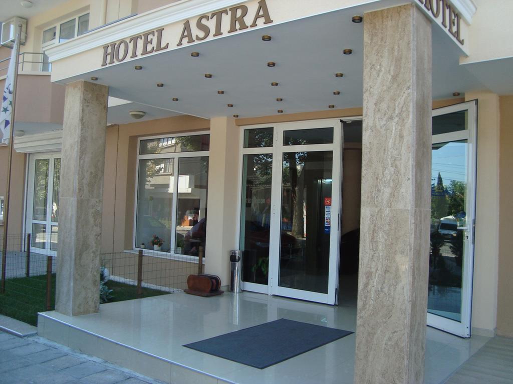 Hotel Astra Ravda Exterior foto
