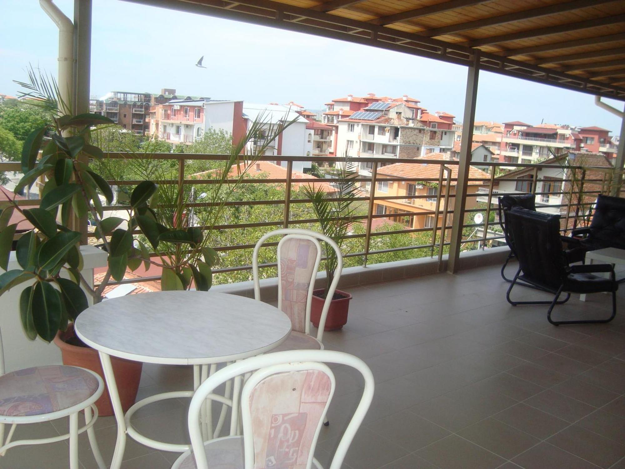 Hotel Astra Ravda Exterior foto
