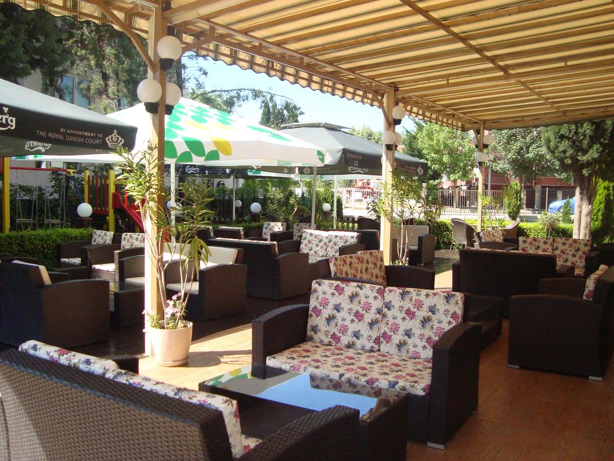 Hotel Astra Ravda Exterior foto